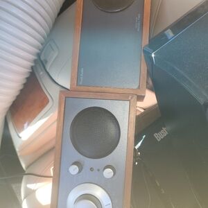 Tivoli Model 2 Stereo Radio